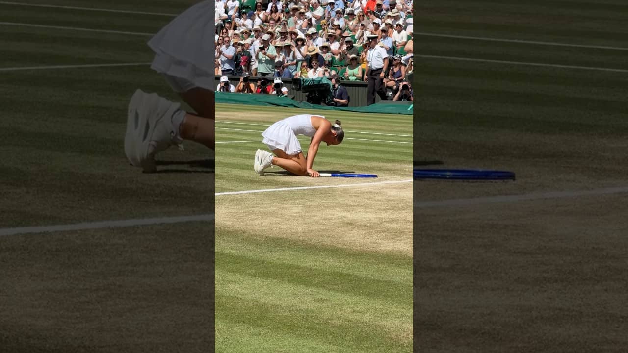 Kostyuk is through to the semi-finals 👊