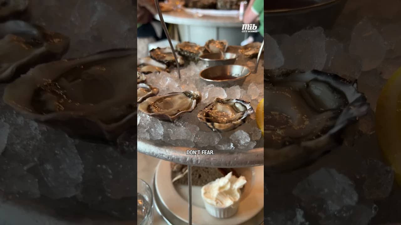THIS IS ONE OF SEATTLE’S MOST LOVED OYSTER BARS! #seattle