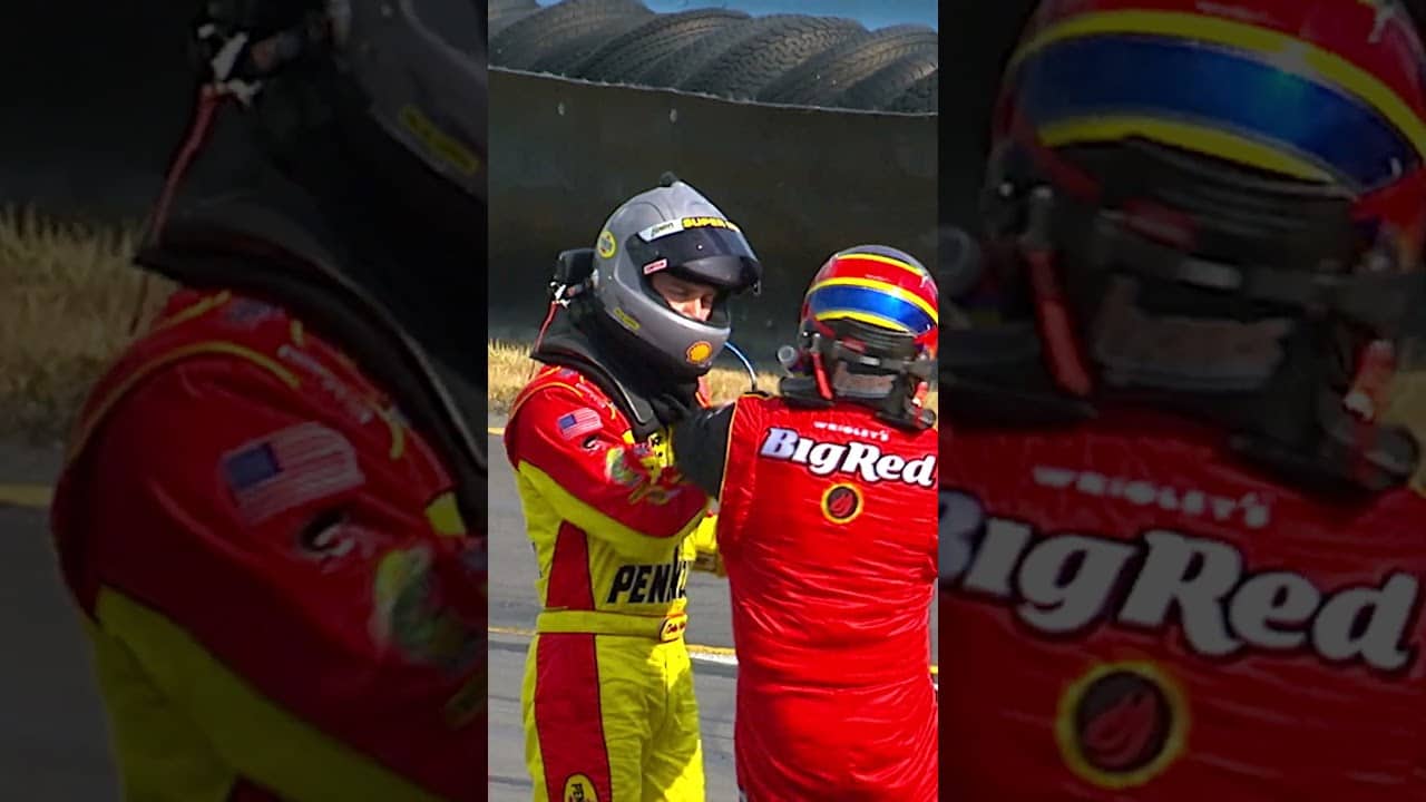 Juan Pablo Montoya confronts Kevin Harvick 👀