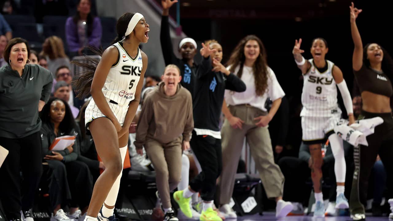 HIGHLIGHTS: Rickea Jackson Leads Chicago Sky to First-Ever Win Over Valkyries