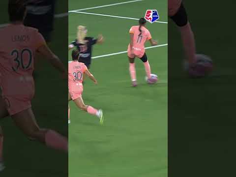 Reflexes. Positioning. Composure. 👏 Hannah Seabert 🧤 #nwsl #soccer #football