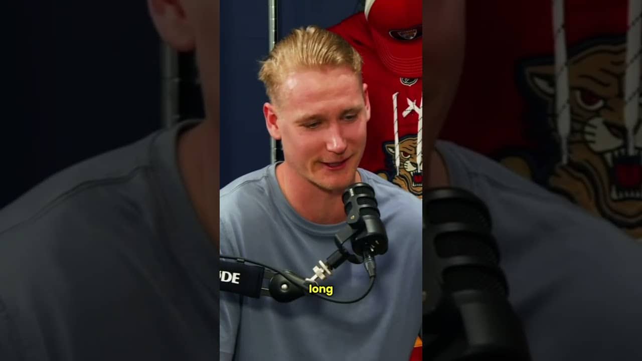 Forsling's son is obsessed with hockey 🥹