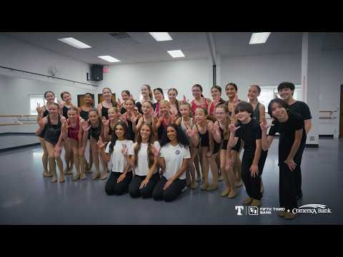 Dream the Big Dream: The Texas Rangers Six Shooters visit Contemporary Ballet Dallas