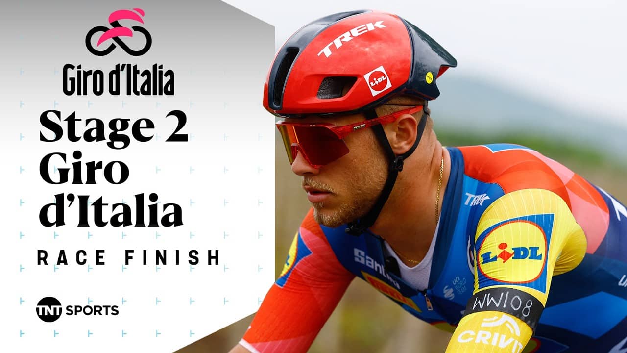 SENSATIONAL SCENES! 🤩 | 2026 Men's Giro d'Italia Stage 2 Final KM's | TNT Sports Cycling