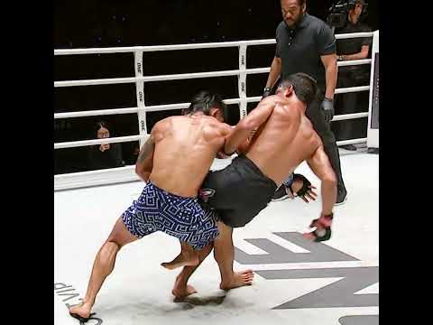 Perfect counter 💯 Can Lito Adiwang stop Eko Roni Saputra at ONE Fight Night 43?