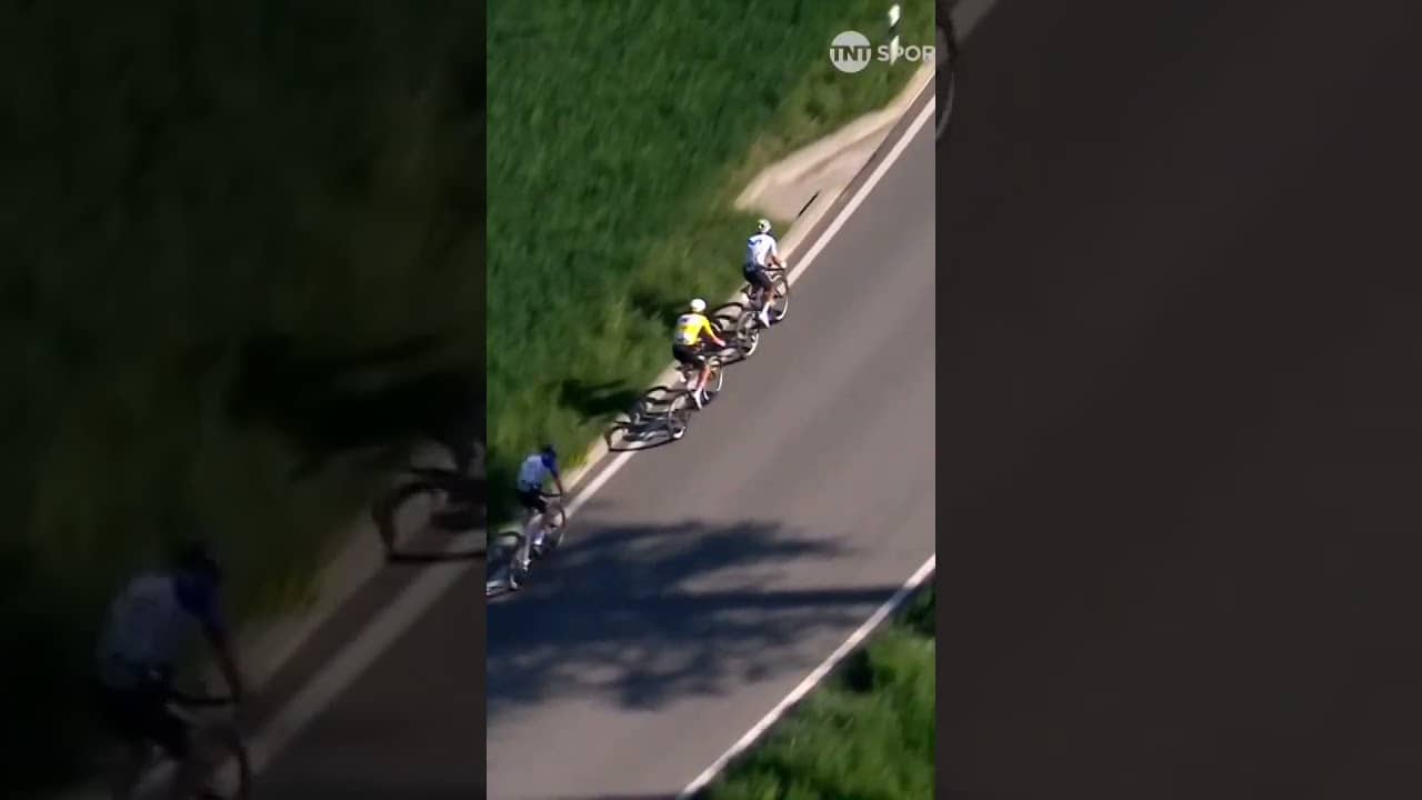 Tadej Pogacar is in monitoring mode 🧐 The world champion isn’t let anything go on the run-in!