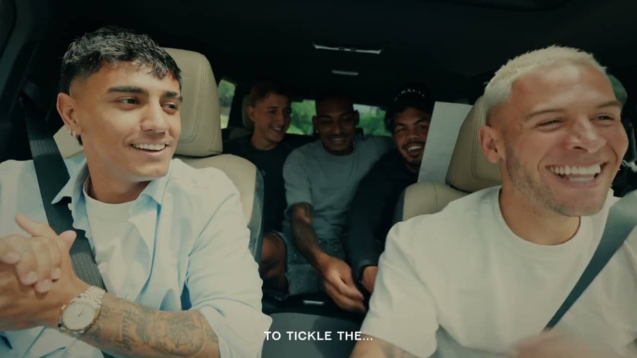 Promoting team camaraderie, memes and more. 😂 Some of our best outtakes from Lexus Behind the Wheel!