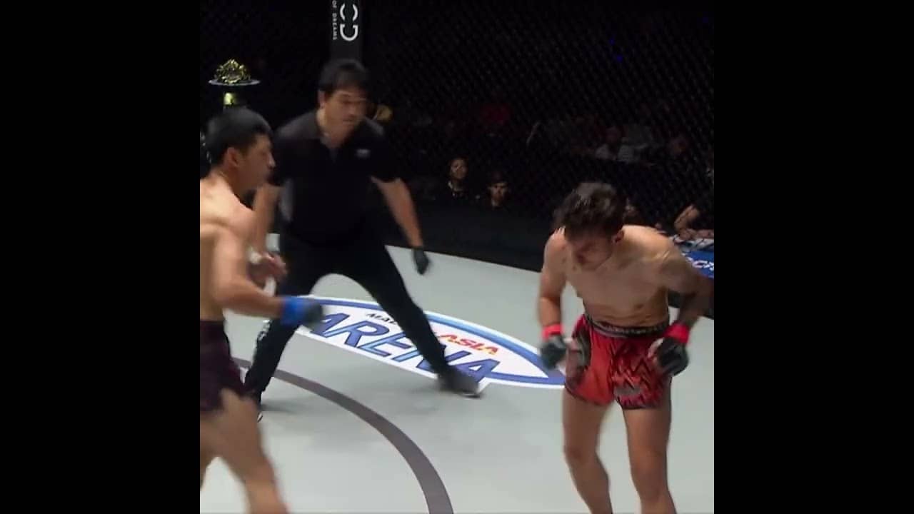 BODY SHOT 😩 Can Hiroki Akimoto defeat Taimu Hisai at ONE SAMURAI 1?⁠