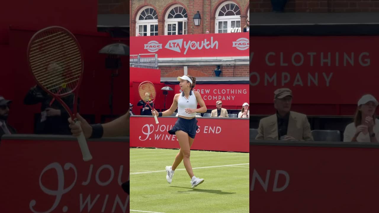 Quarterfinals calling ☎️Iva Jovic defeats Eala 6-2, 6-2 in London! #WTA #HSBCChampionships