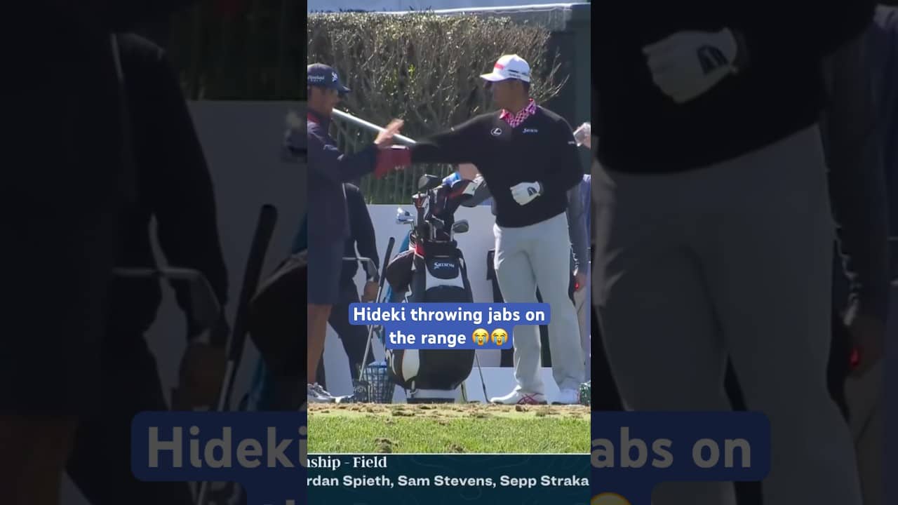 Boxing glove has to be the perfect headcover for the PGA Champ this week in Philly 🥊