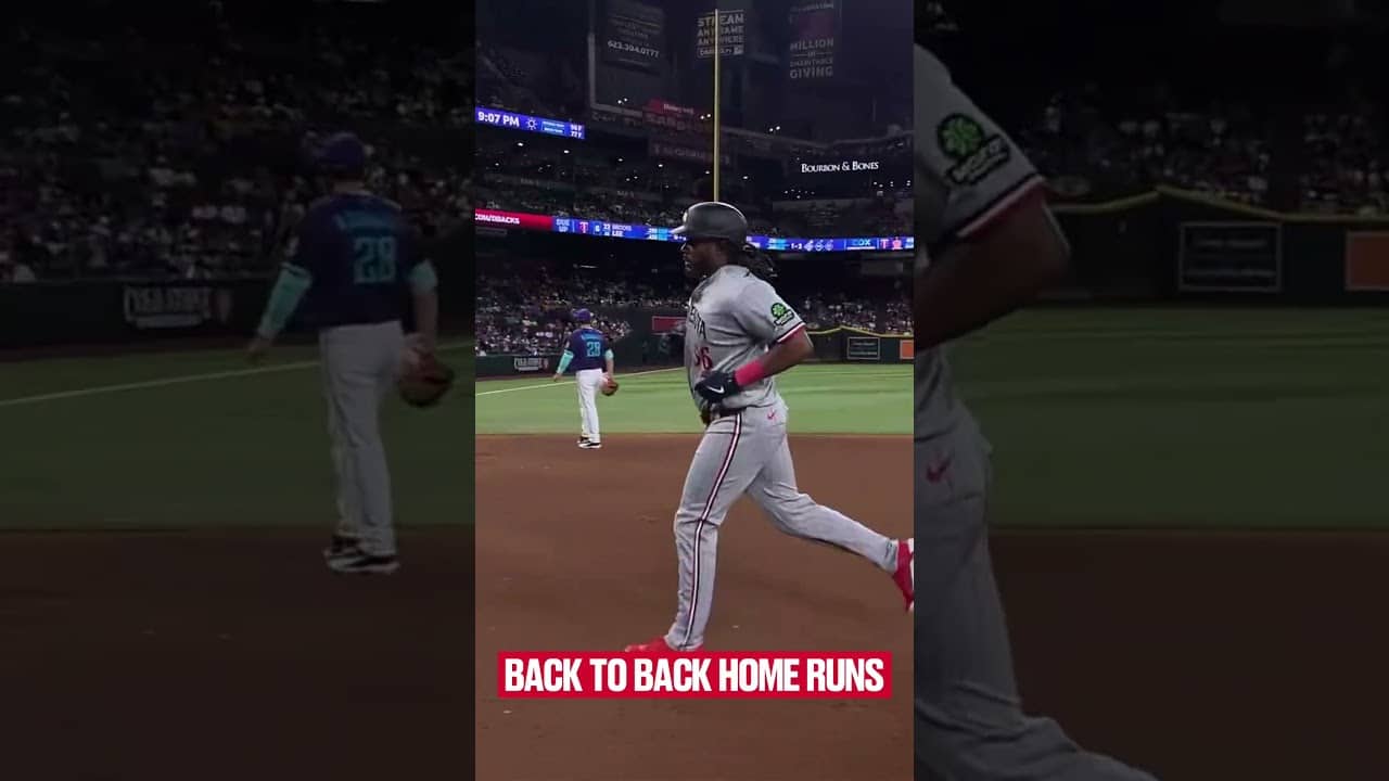 Josh and Royce go yard B2B and we’re within 1!