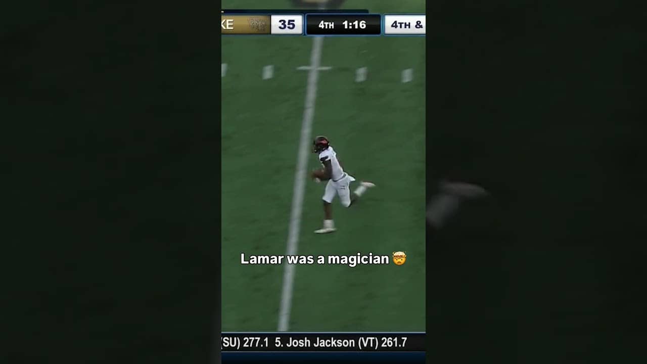 Lamar Jackson was a human highlight reel 🔥 #louisville #accfootball #collegefootball