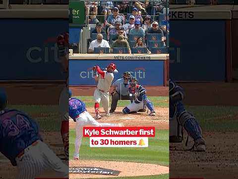 Kyle Schwarber is the first player to 30 HR in 2026! 🔔