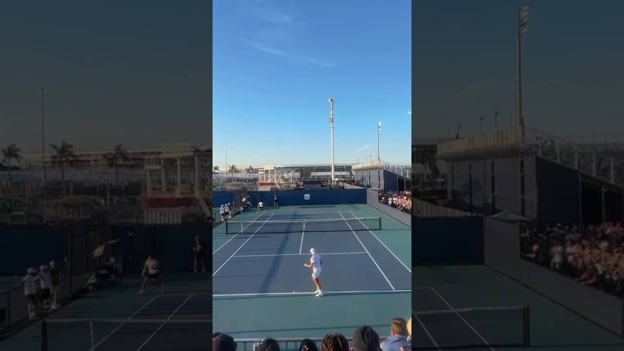 Holger Rune aces Carlos Alcaraz in Miami Open practice Credit: @brennermorton