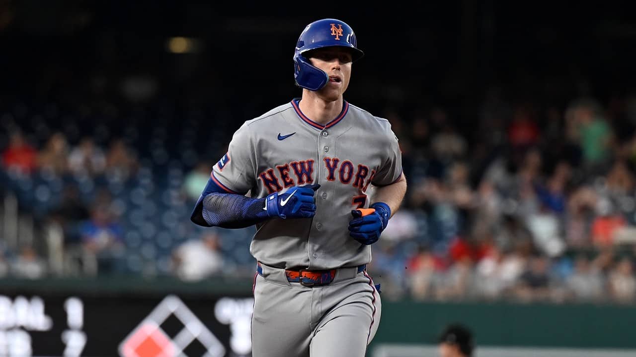 Brett Baty unleashes 451 Foot Home Run