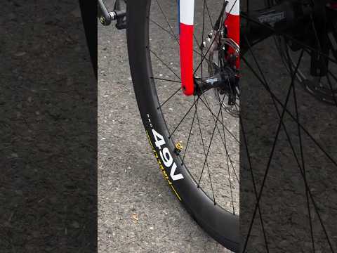 Inflatable Tubeless Insert System! #parisroubaix #cyclingtech #bikeradar