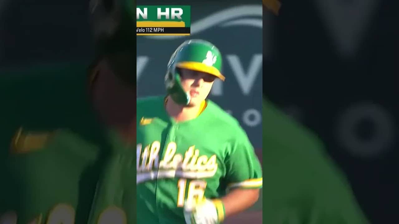Nick Kurtz stays RED HOT!