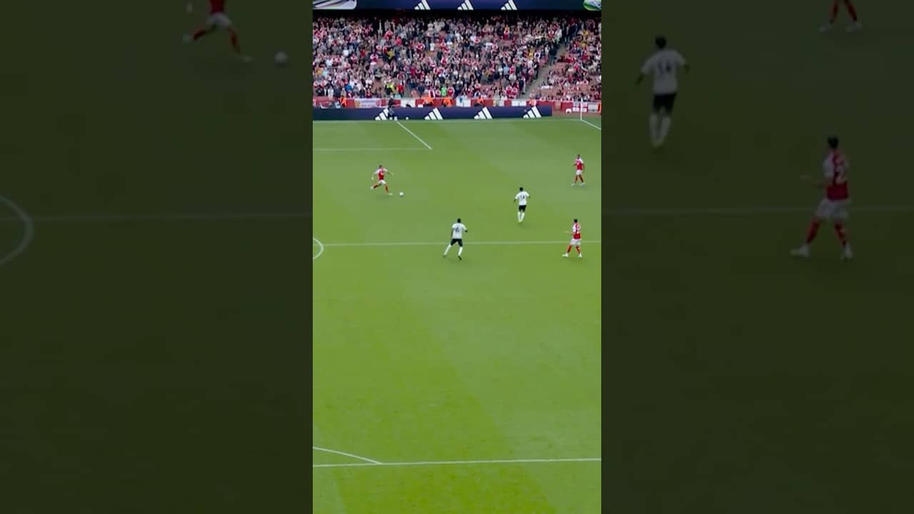 2 PERFECT PASSES BEFORE GYOKERES SCORES!
