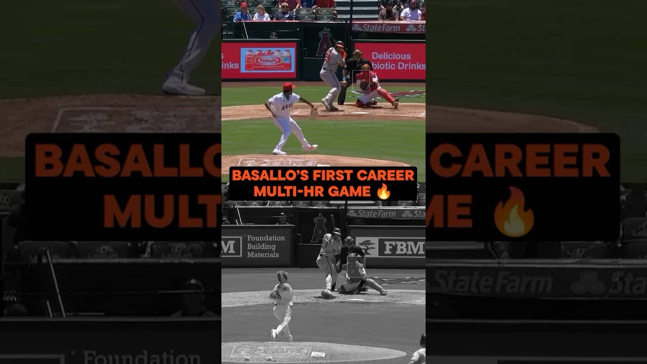 The Basallo bat is hot 😤