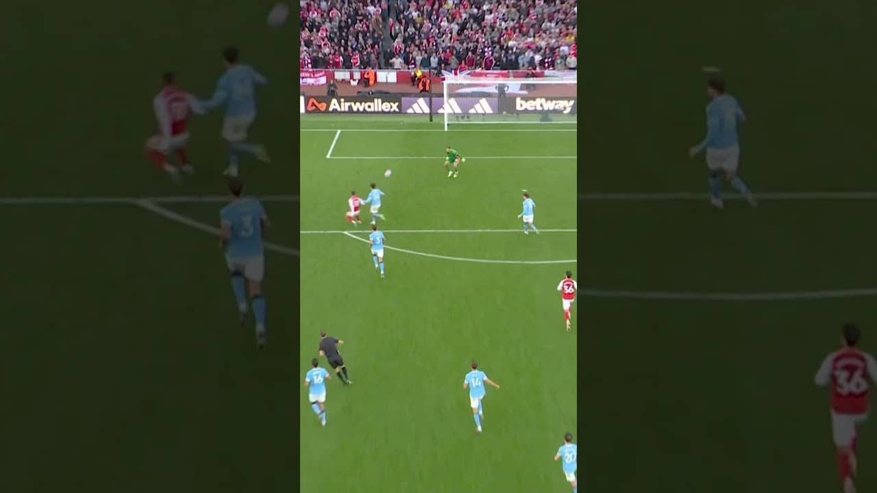 GABRIEL MARTINELLI 🤝 SCORING CLUTCH GOALS!