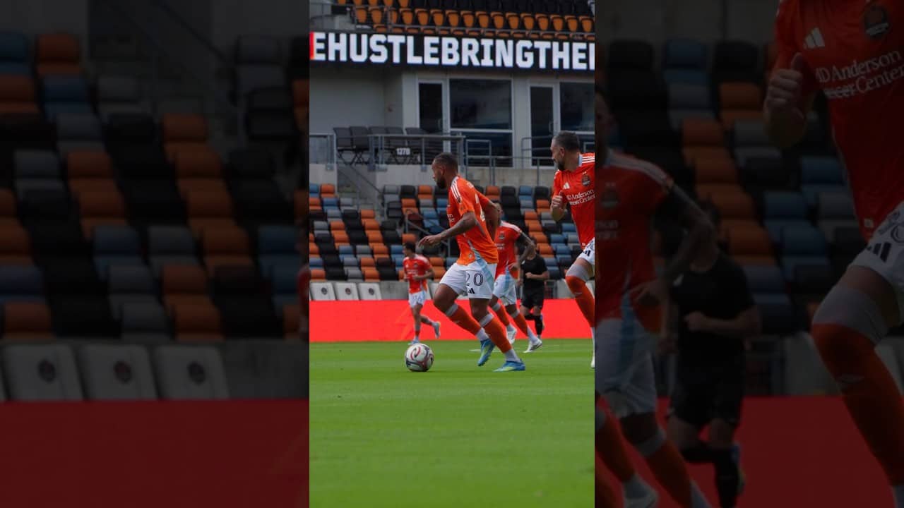 Ponce finds the back of the net!