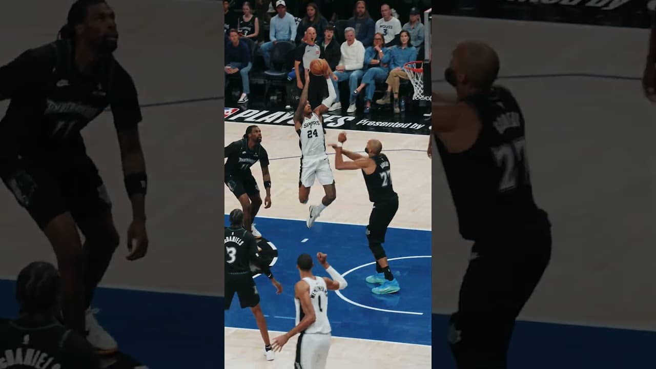 WITH THE LEFT 🤯 #spurs #nba #playoffs #devinvassell #dunk