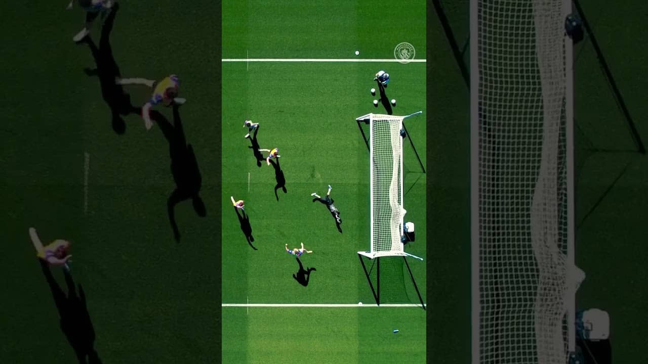 A bird’s eye view of training 👀 📹 #mancity #football #video #satisfying