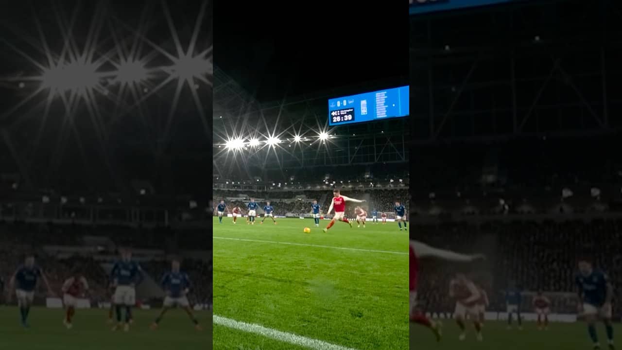 POWERFUL VIKTOR GYOKERES PENALTY!