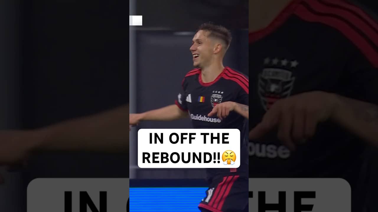Louis Munteanu NODS IN🔥 the rebound!