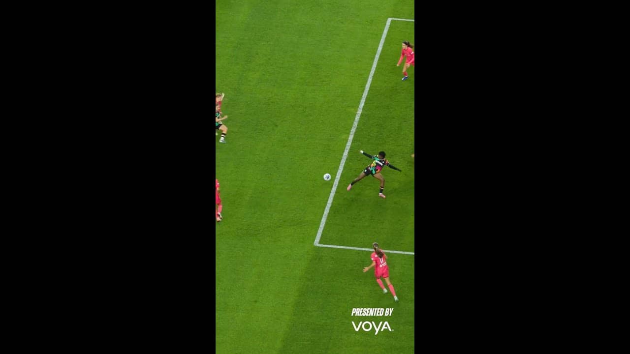 Sammy Smith Scores vs. North Carolina Courage