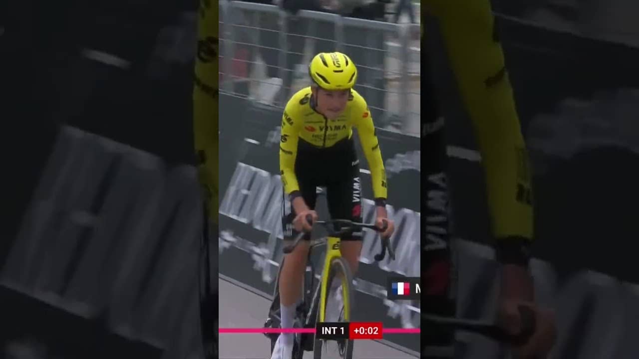 Keeping the lead! 👏 Solène Muller is loving life in the TT hotseat on Stage 4!