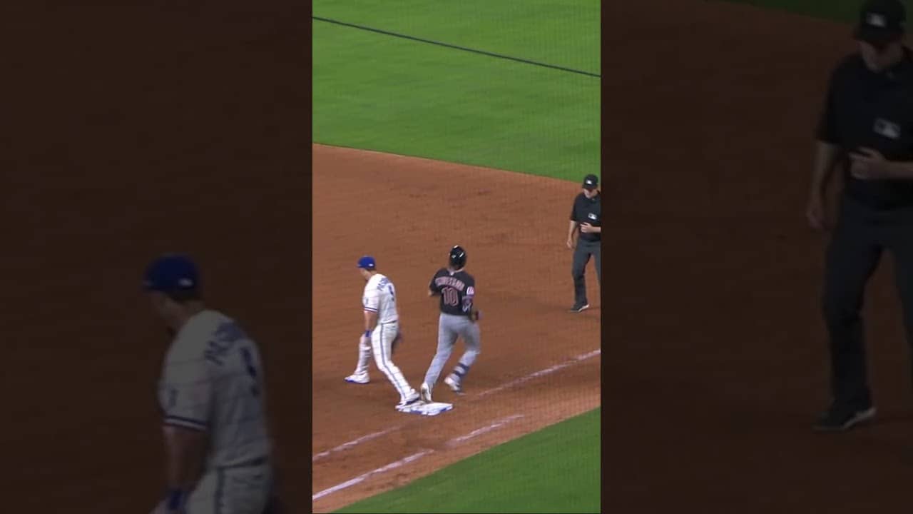 Just another sparkling play from Bobby Witt Jr. ✨