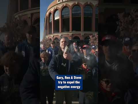 Gary Cohen, Ron Darling, and Steve Gelbs try to break the Mets losing streak