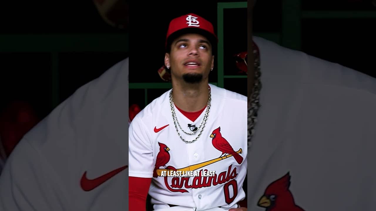 Can the Cardinals Eat Enough Hot Dogs to SAVE THE WORLD in 1 Hour? 🇺🇸🌭