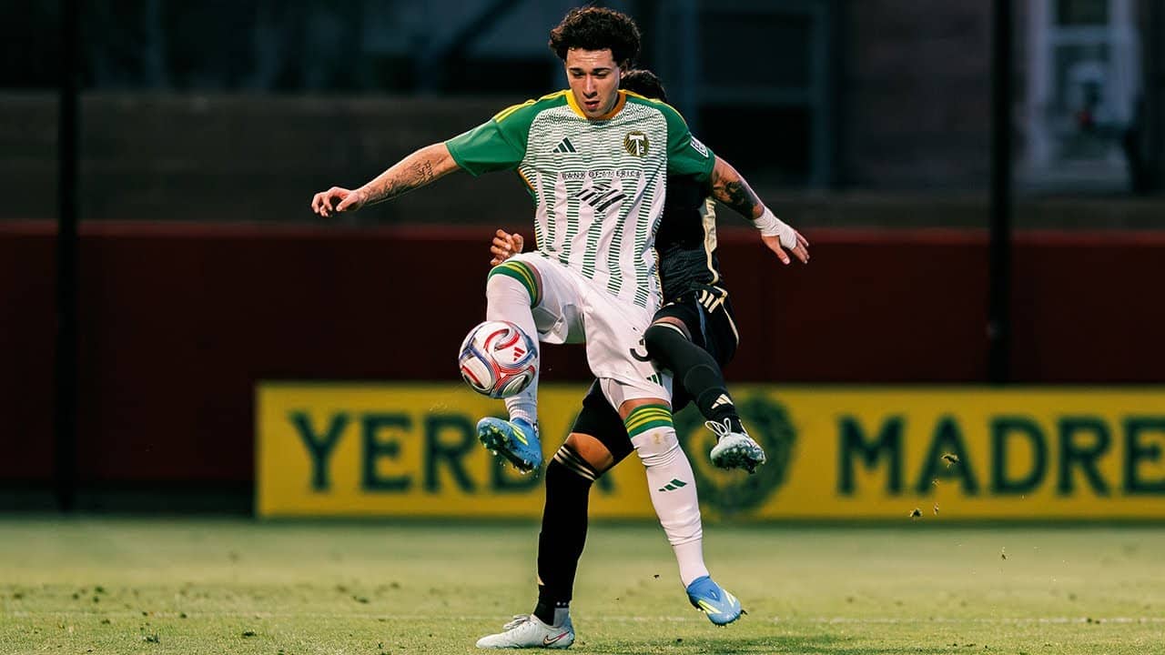 GOAL | Noah Santos with a brilliant run and finish to score for T2 against LAFC 2