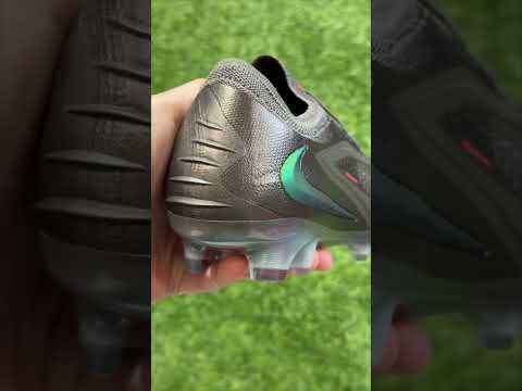 What color are these Nike Phantom 6 Elites?