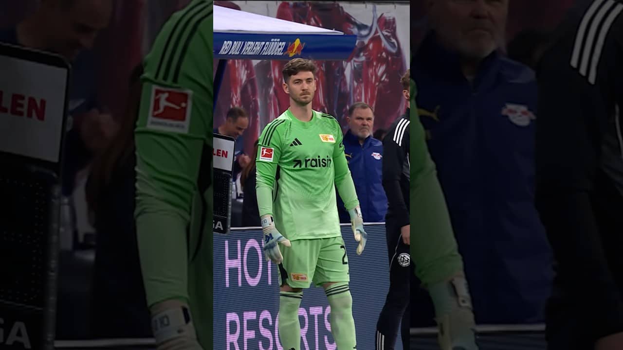 #Bundesliga-Debüt mit 32! Da kommen einem vor Rührung die Tränen. 🥹🤍 #FCunion
