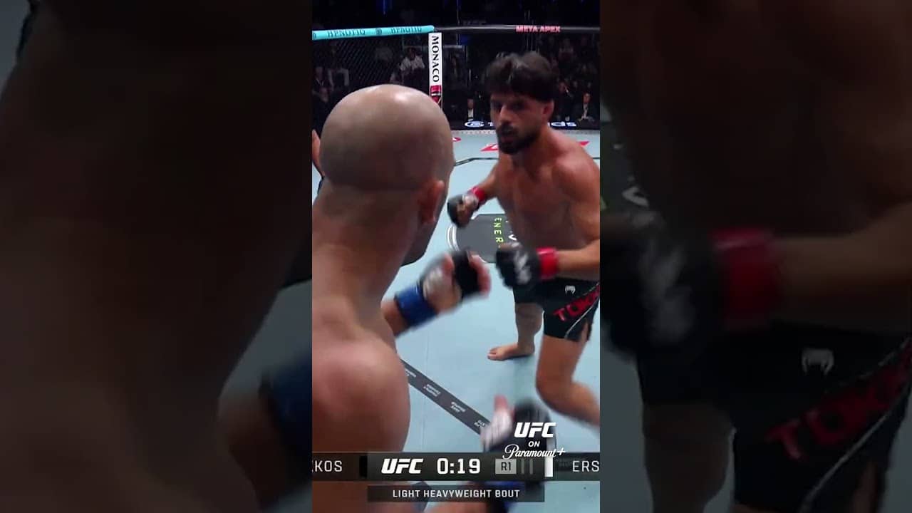 WHAT IS GOING ON?! 😳 #ufcvegas117
