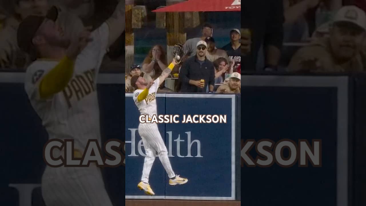No Fly Zone 😤 #mlb #baseball #defense #robbery #padres #highlights #jacksonmerrill