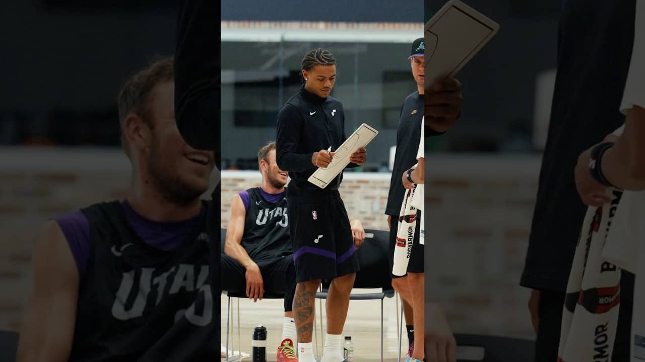 🗣️ COACH WOJO MIC'D UP! #utahjazz #keyontegeorge #summerleague #micdup #behindthescenes #bts #nba