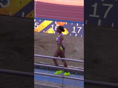 MASSIVE WORLD LEAD 🚀 Thea LaFond flies to a HUGE 15.25m in the women’s triple jump in Zagreb