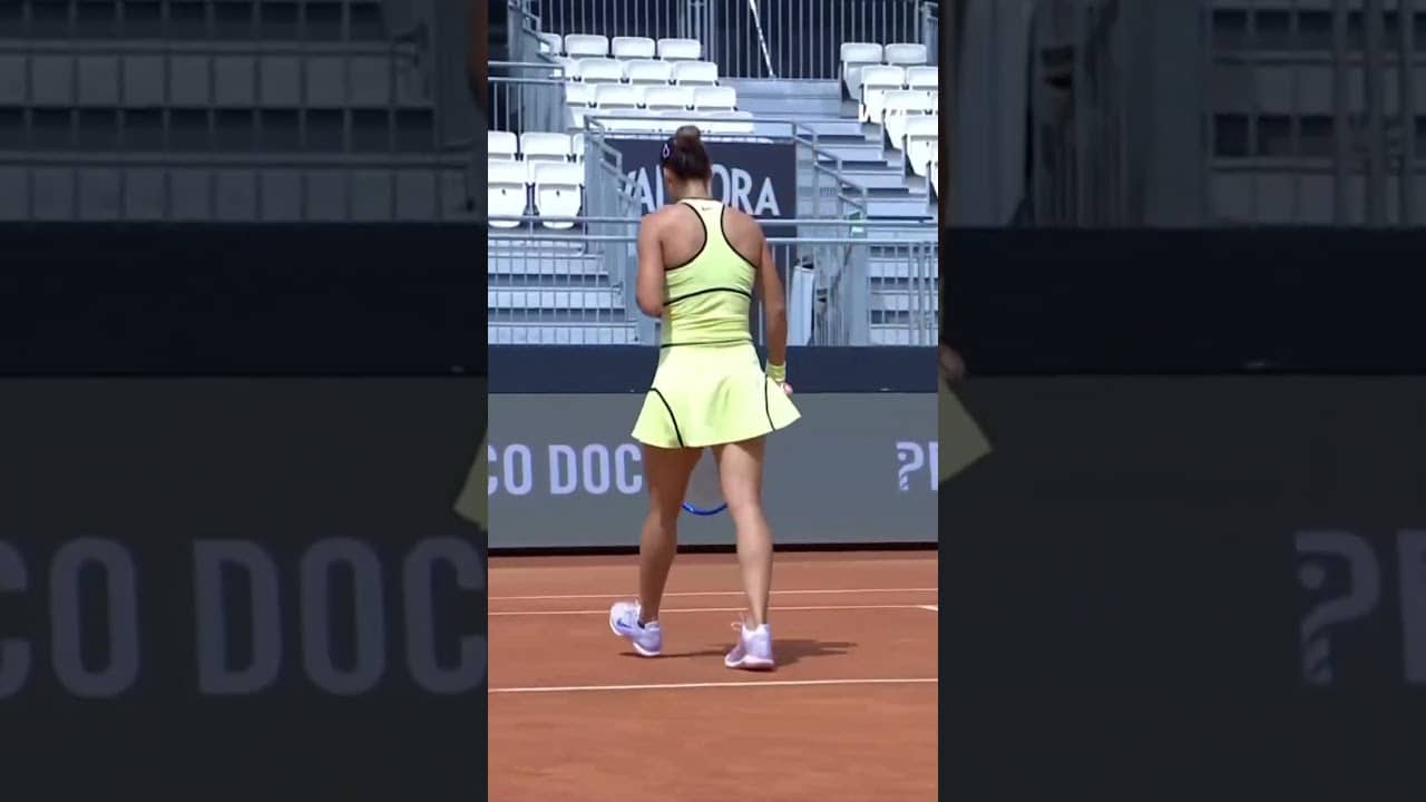 Majestic in the air 👑 Zheng Qinwen closes out the break against Bucsa in style! #WTA #IBI26 #tennis