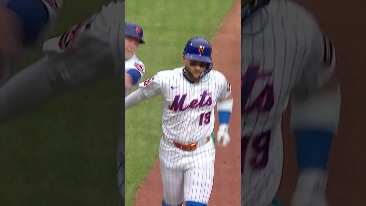 Bo Bichette blasts a home run on the FIRST pitch! 💣