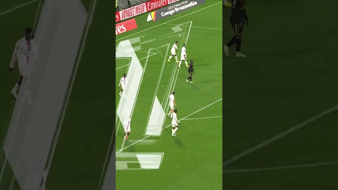 ❌🧱 La parade exceptionnelle de Dominik Greif juste avant la pause #ol #football #ligue1