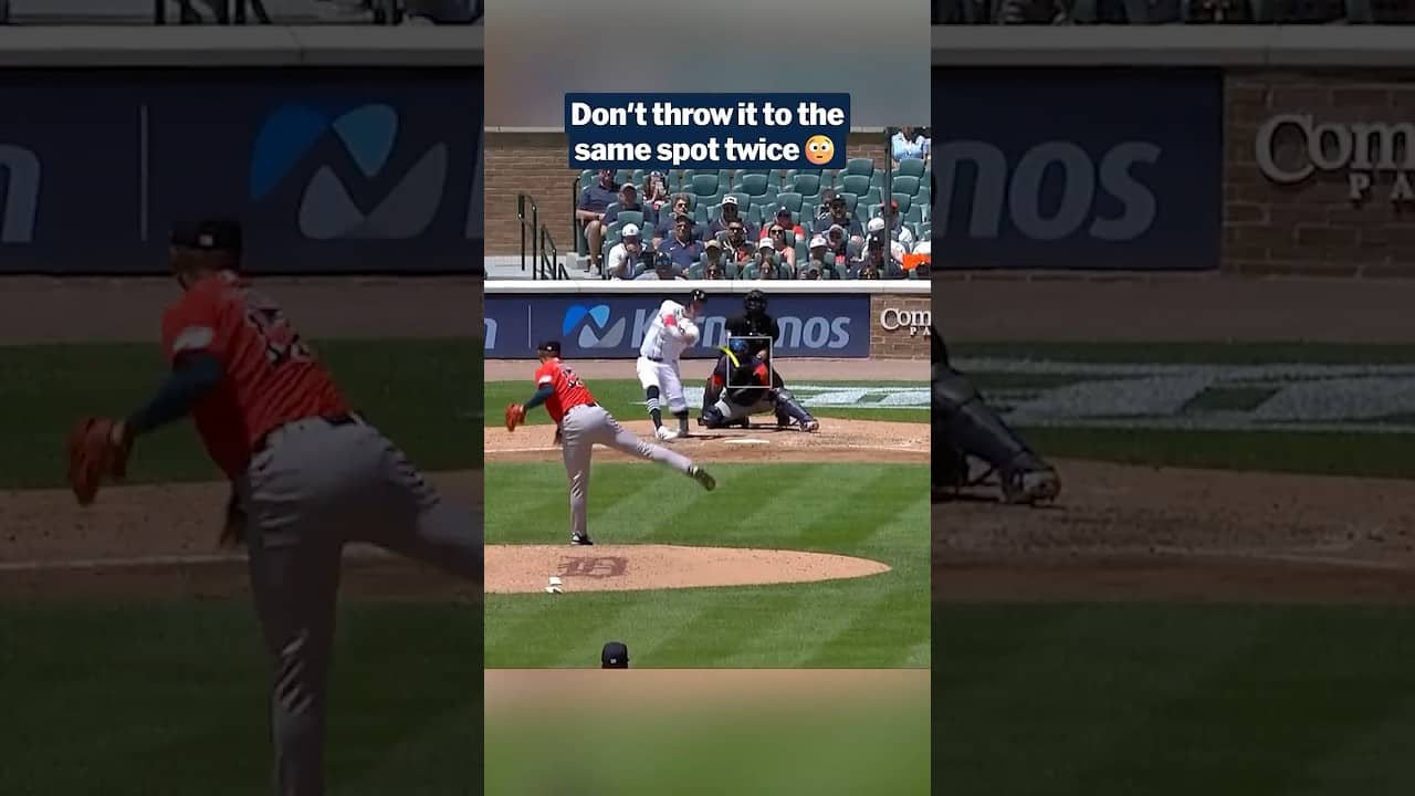 Kerry Carpenter misses the first but not the second 🔥