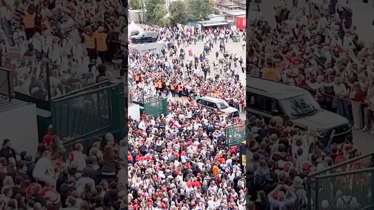 Red Roses fans TURNED UP for the Rugby World Cup final! 🤩 | @o2ukofficial | #WearTheRose
