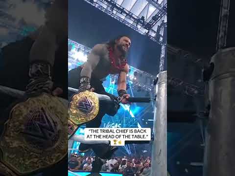 ROMAN REIGNS RAISES THE HEAVYWEIGHT CHAMPIONSHIP BELT HIGH AT #WRESTLEMANIA 🔥