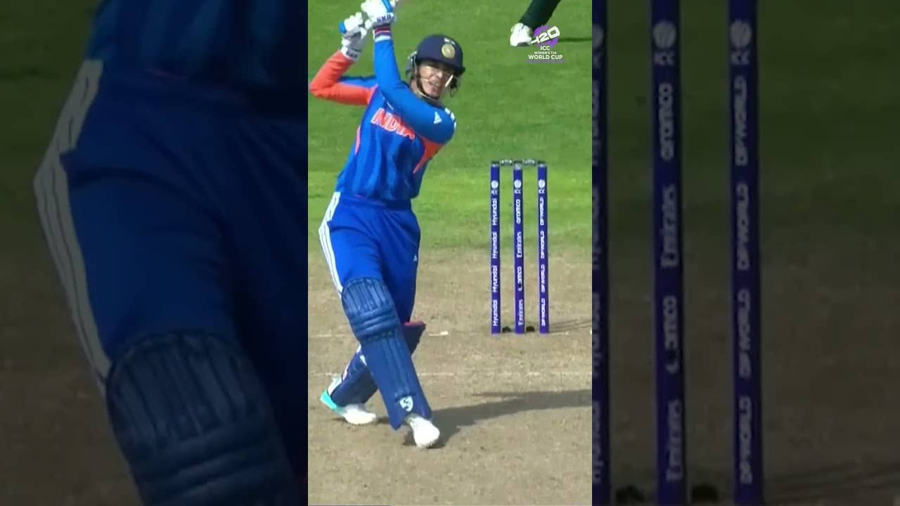 Power met precision as @budweiserindia Smooth Sixes were dispatched out of the park on Day 3 👊