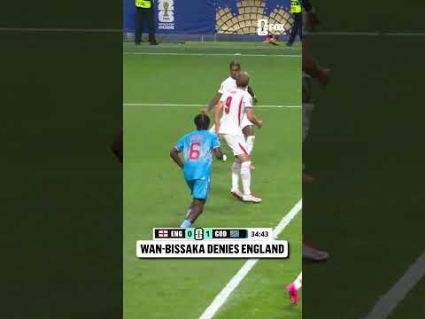 An excellent goal-line clearance from Aaron Wan-Bissaka 🇨🇩