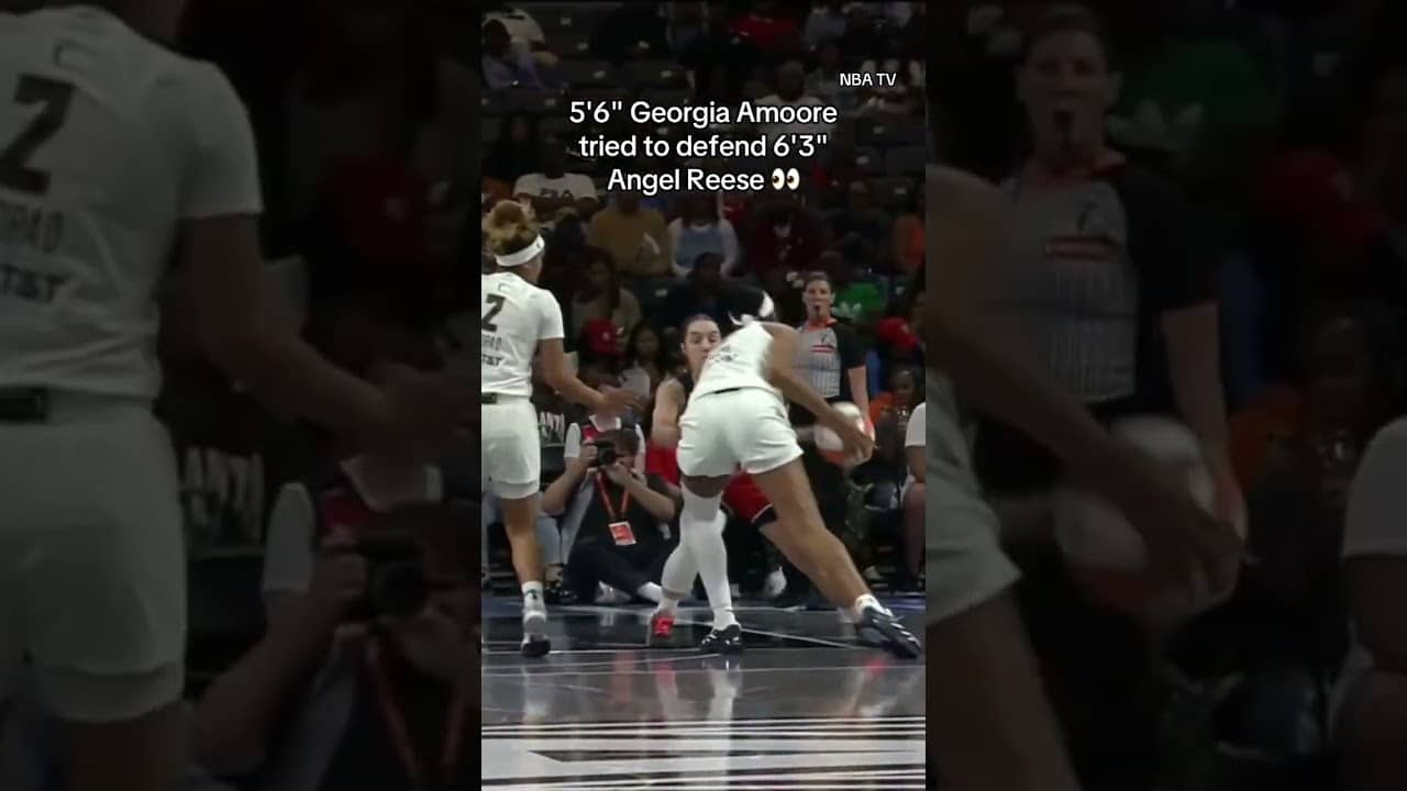 Georgia Amoore took one for the team on this play 😤